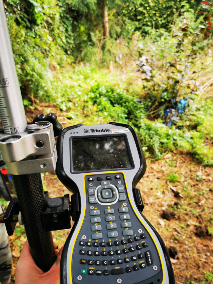 GPS Trimble R8s z kontrolerem TSC3
